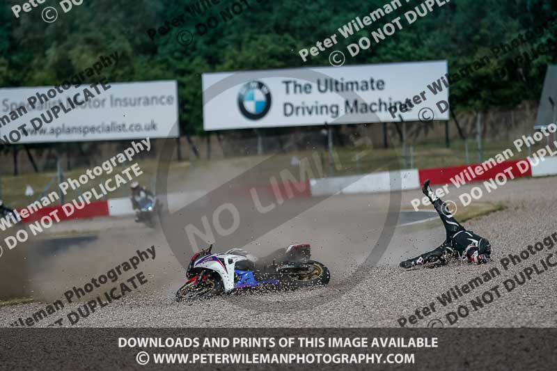 donington no limits trackday;donington park photographs;donington trackday photographs;no limits trackdays;peter wileman photography;trackday digital images;trackday photos